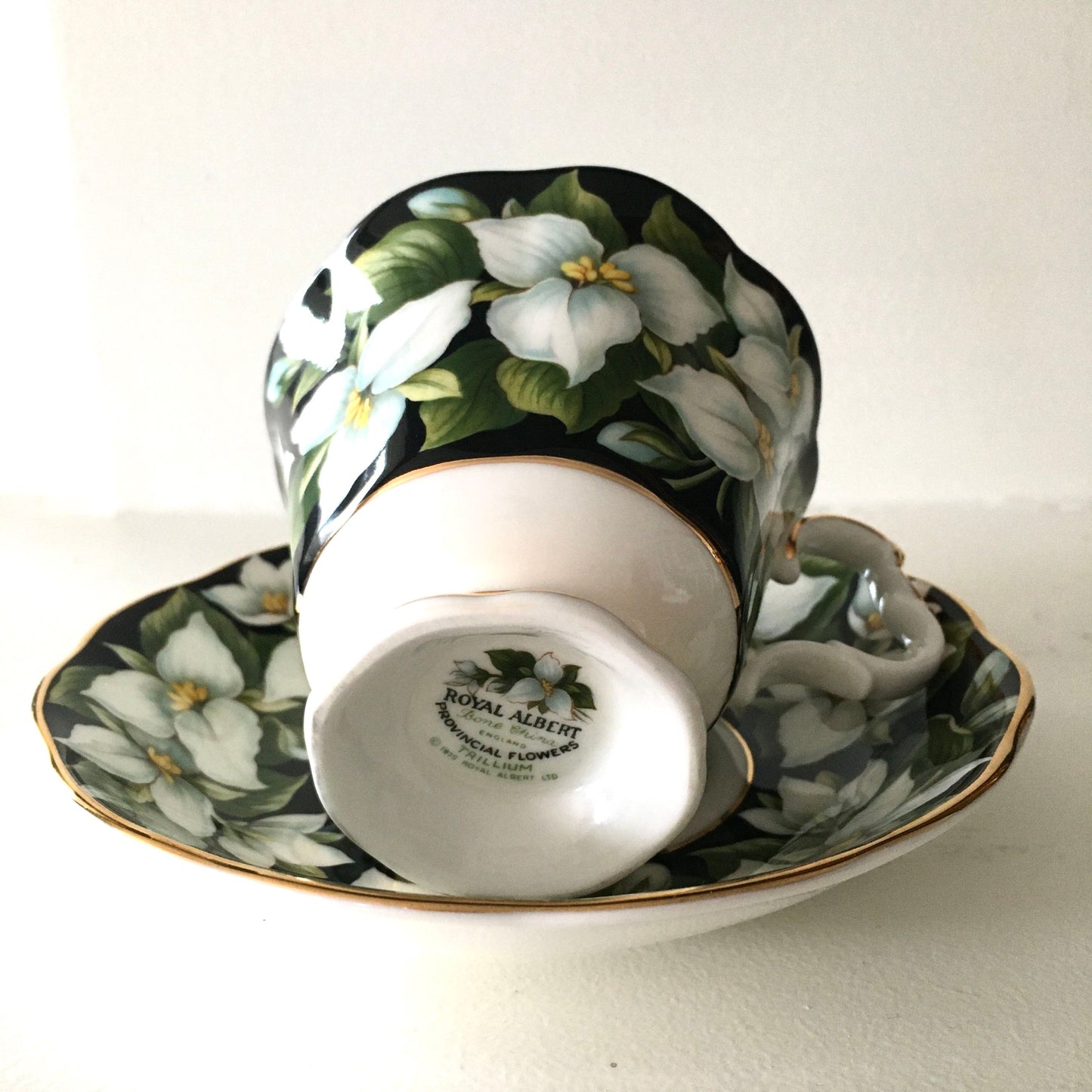 Royal Albert Provincial Flowers 'Trillium' Teacup & Saucer