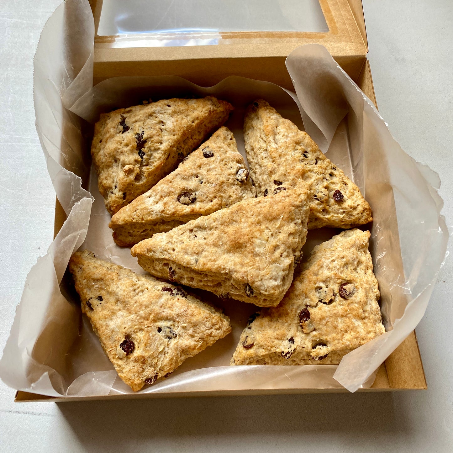Cinnamon Raisin Scones