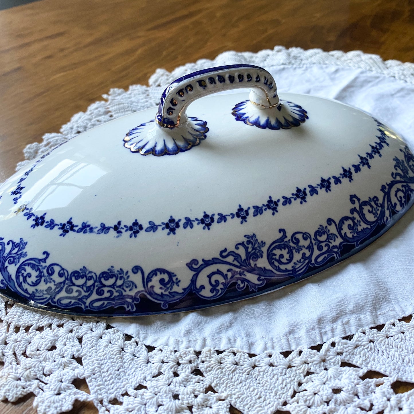 Delft Blue Vegetable Dish Lid