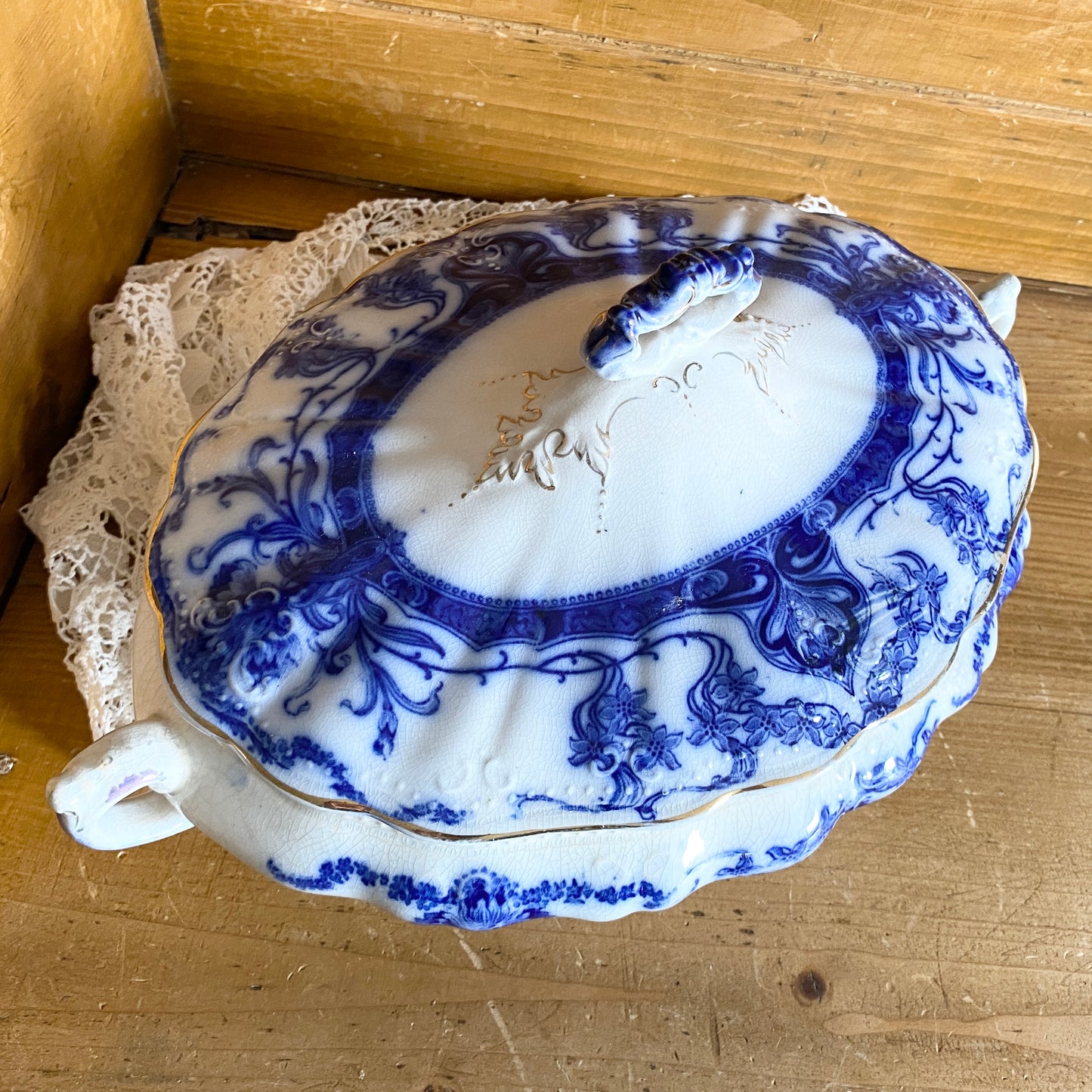 Flow Blue Covered Vegetable Dish