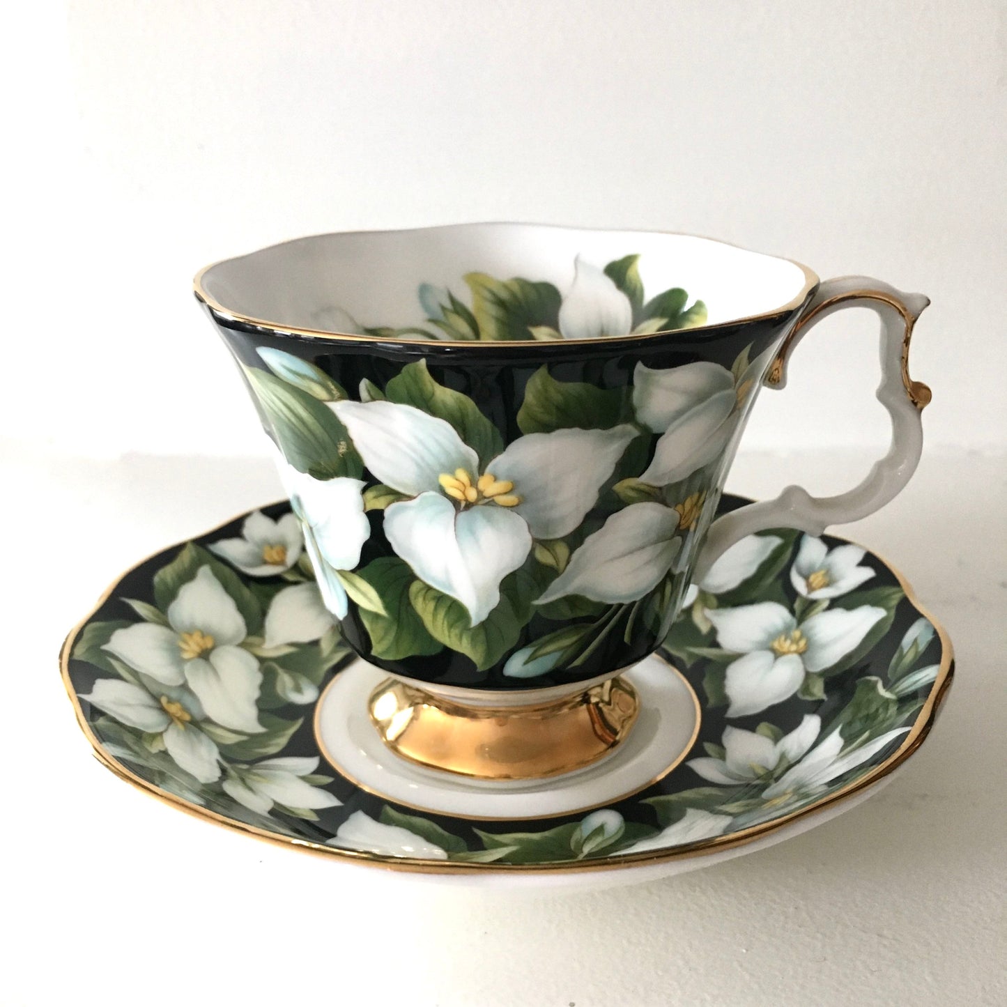 Royal Albert Provincial Flowers 'Trillium' Teacup & Saucer