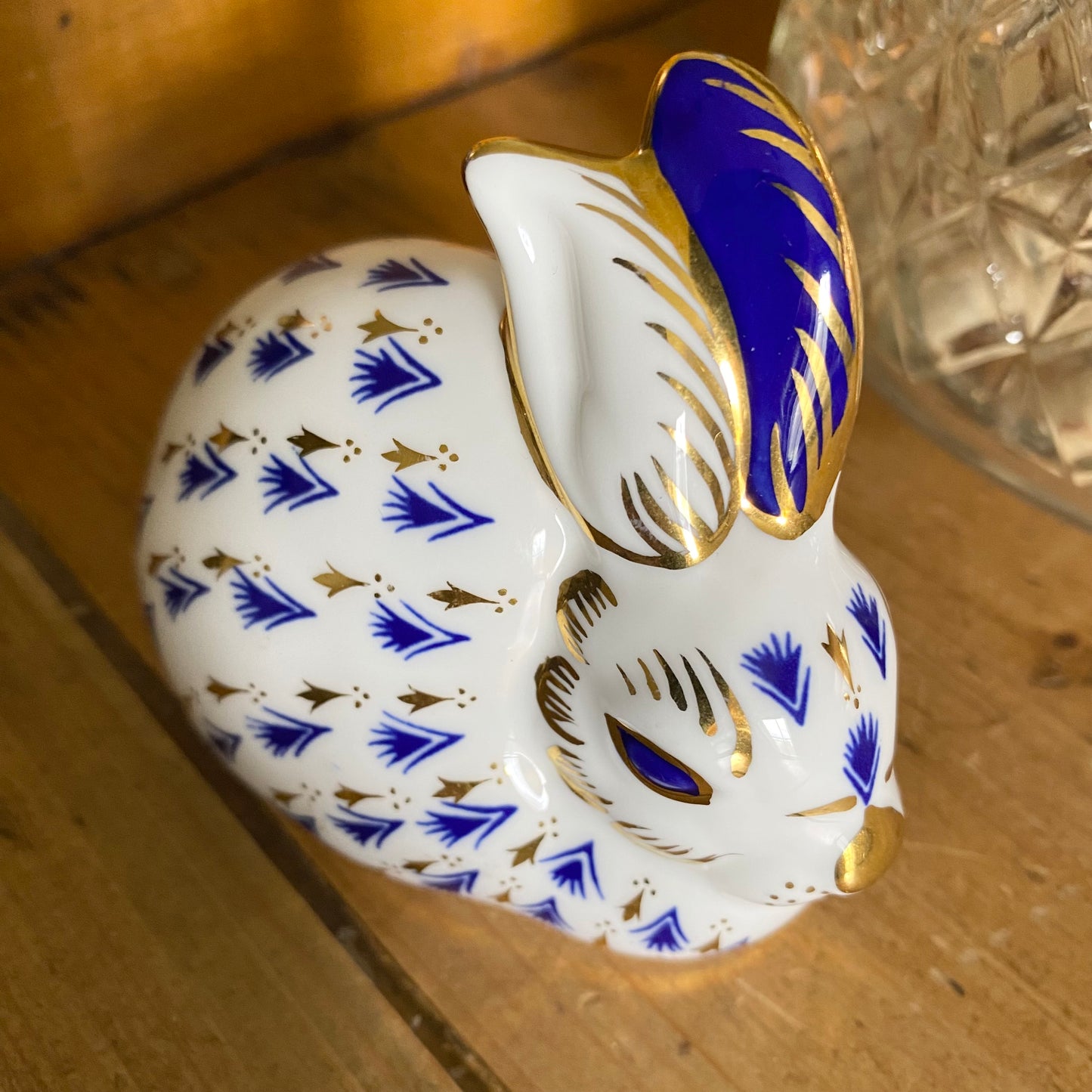 Royal Crown Derby Fine Bone China Rabbit Paperweight