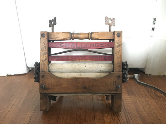 Antique Clothes Wringer