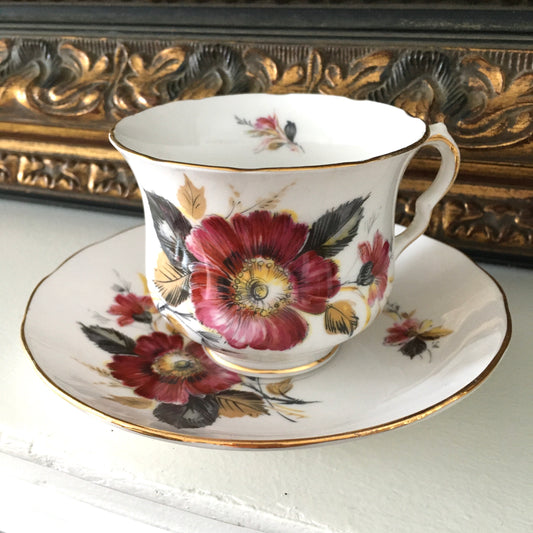 Queen Anne Teacup & Saucer