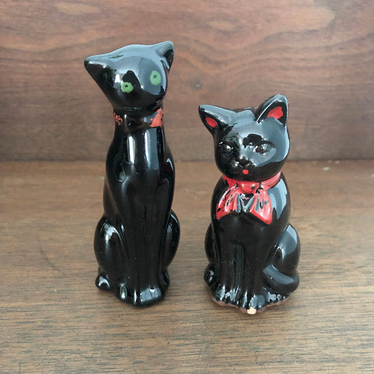 Pair of Black Cat Salt & Pepper Shakers